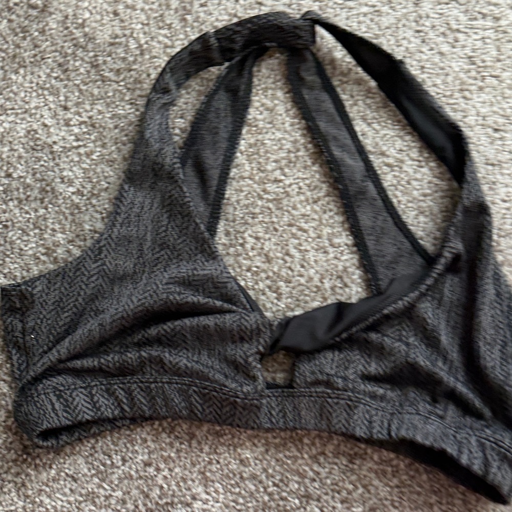 Sports bra bundle - Picture 8 of 9